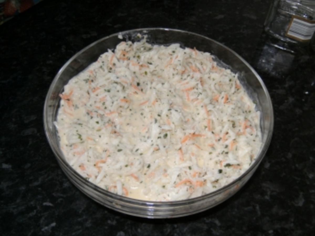 Kohlrabi Möhren Salat - schnell &amp; einfach - 55 kcal/100g
