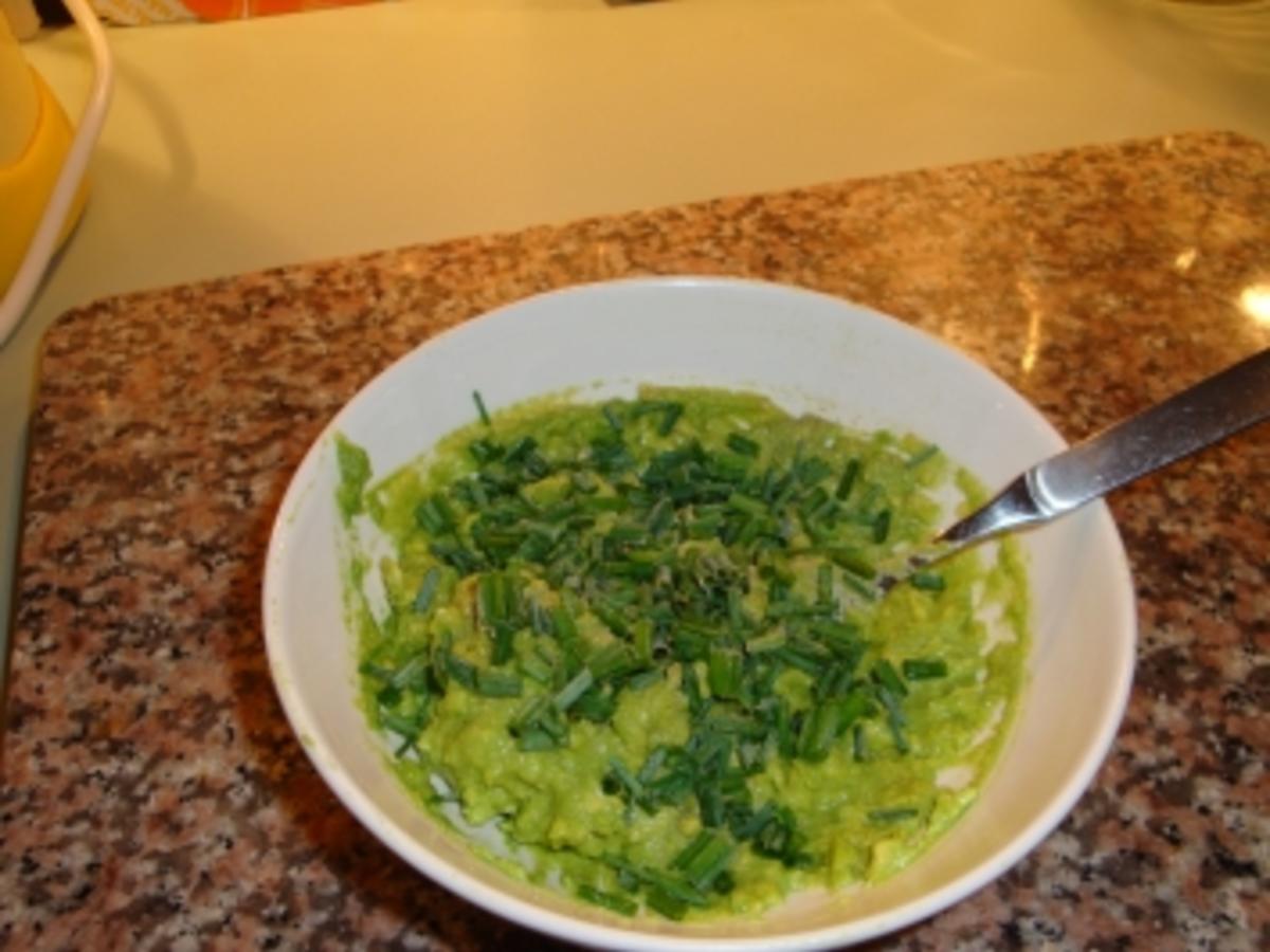 Avocado- Brotaufstrich - schnell & einfach - von erdbeere1706 Avocado- Brotaufstrich - schnell & einfach - von erdbeere1706