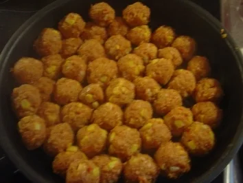 Rezept: Speedy-Gonzalez-Bällchen Bild Nr. 3 Speedy-Gonzalez-Bällchen - Rezept - Bild Nr. 3