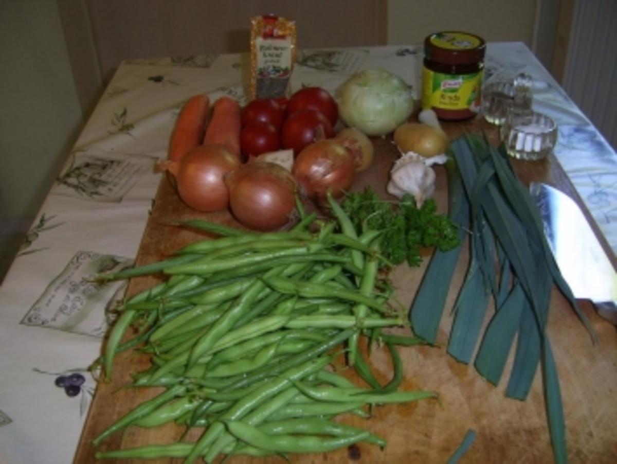 Schnippelbohnensuppe für Kartoffelmuffel - Rezept - Bild Nr. 2