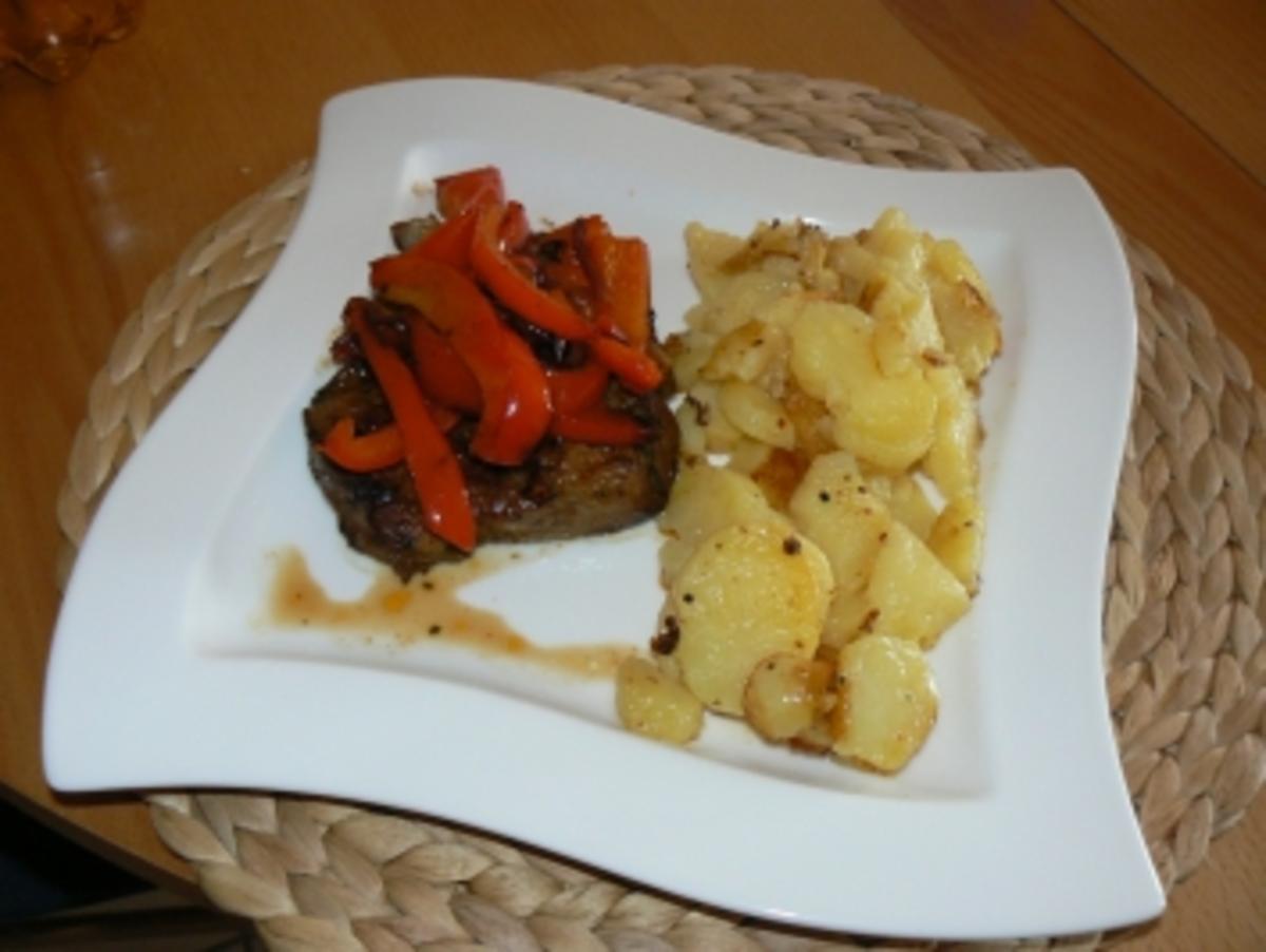 Schwenker mit gebratenen Zwiebel und Paprika - Rezept - Bild Nr. 3