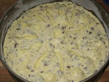 Rezept: Kirschspiegel auf gefülltem Rührteig Bild Nr. 2 Kirschspiegel auf gefülltem Rührteig - Rezept - Bild Nr. 2