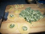 Rezept: Ravioli mit Spinat-Mozzarella-Füllung Ravioli mit Spinat-Mozzarella-Füllung - Rezept