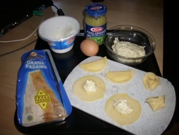 Ravioli mit Ricotta-Basilikum-Pesto-Füllung - Rezept