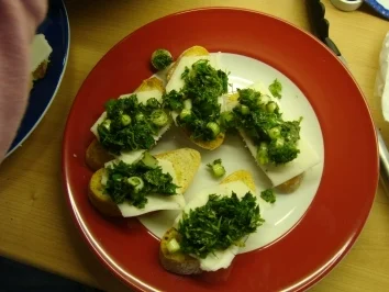 Rezept: Crostini mit Ziegenkäse Bild Nr. 2 Crostini mit Ziegenkäse - Rezept - Bild Nr. 2