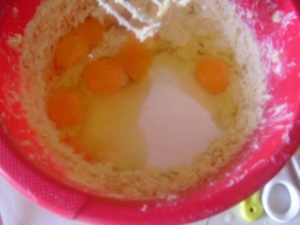 Marmorkuchen mit Kirschen - Rezept - Bild Nr. 4