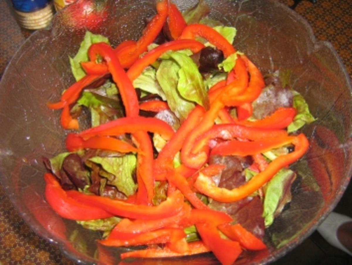Salat rot-grün mit Kartoffeldressing - Rezept - Bild Nr. 3