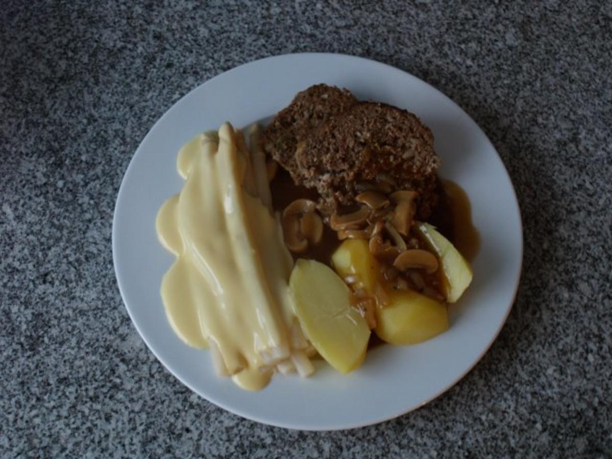 Bilder für Hackbraten Schmeckt warm und kalt - Rezept