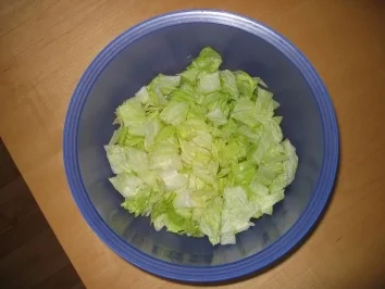 Schichtsalat mit Hack und Tacos - Rezept - Bild Nr. 3