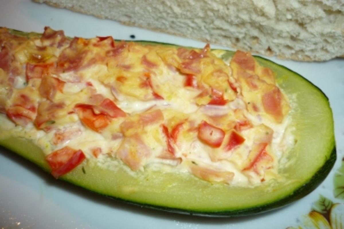 Zucchini-Schiffchen - Rezept mit Bild - kochbar.de