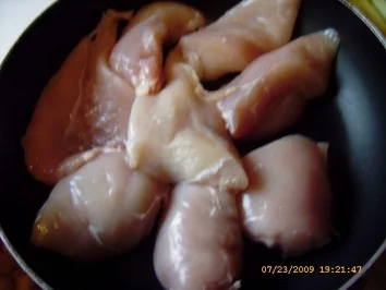 Rezept: In Tomatensauce geschmorte Hähnchenbrust an bunten Bratkartoffeln Bild Nr. 3 In Tomatensauce geschmorte Hähnchenbrust an bunten Bratkartoffeln - Rezept - Bild Nr. 3