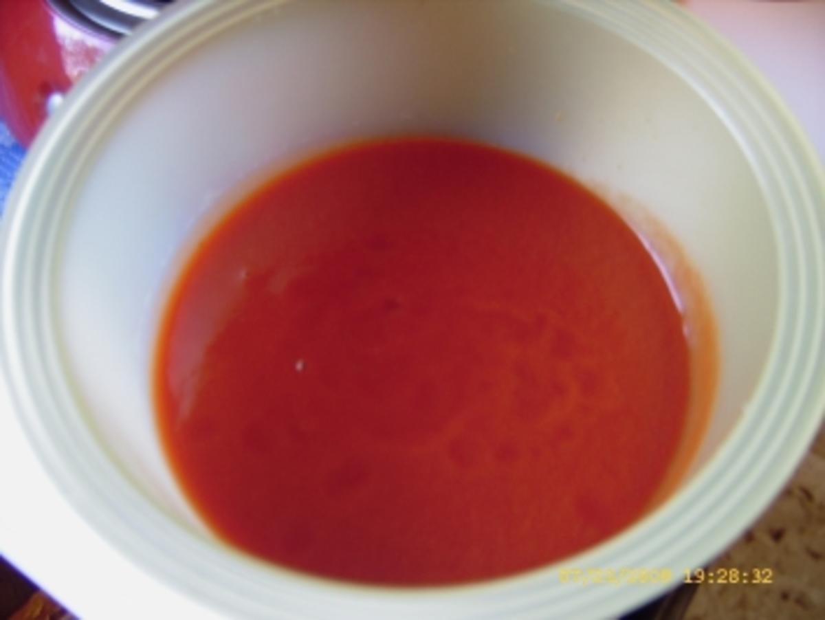 In Tomatensauce geschmorte Hähnchenbrust an bunten Bratkartoffeln - Rezept - Bild Nr. 8