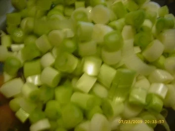 Rezept: In Tomatensauce geschmorte Hähnchenbrust an bunten Bratkartoffeln Bild Nr. 17 In Tomatensauce geschmorte Hähnchenbrust an bunten Bratkartoffeln - Rezept - Bild Nr. 17