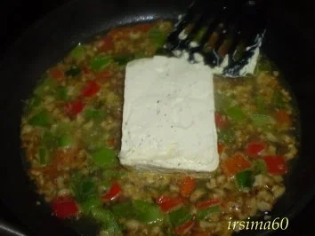 Rezept: Tortellini mit Nuß - Käsesoße Bild Nr. 3 Tortellini mit Nuß - Käsesoße - Rezept - Bild Nr. 3