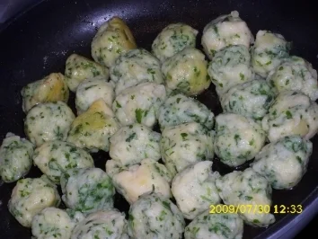 Pasta:  Petersiliengnocchi mit Weißwein-Sahnesoße und Fisch - Rezept - Bild Nr. 3