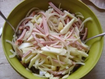Apfel-Wurstsalat mit Calvados - Rezept - Bild Nr. 5