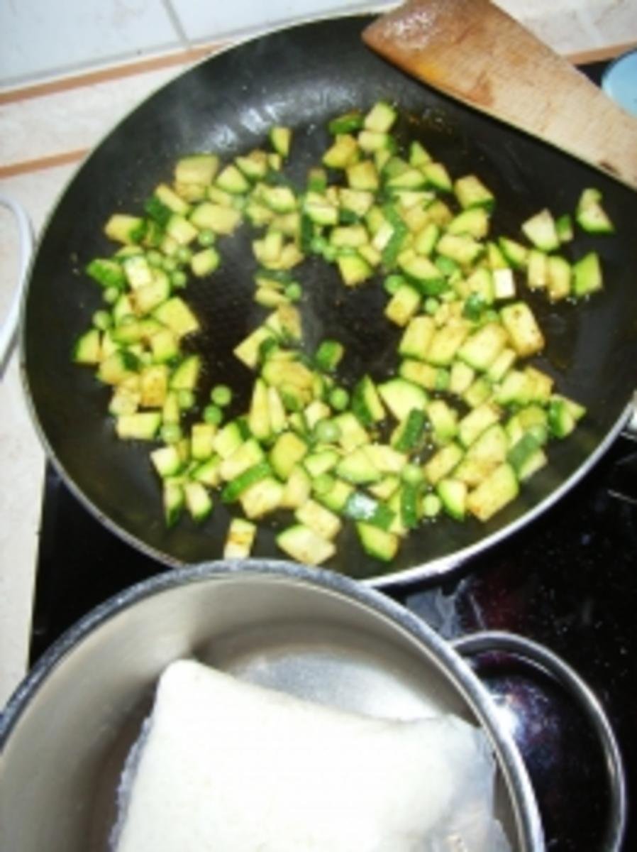 Zucchini-Reis-Pfanne mit Schlemmerfilet - Rezept - Bild Nr. 5