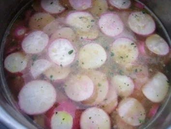 Rezept: Radieschen-Suppe Bild Nr. 2 Radieschen-Suppe - Rezept - Bild Nr. 2