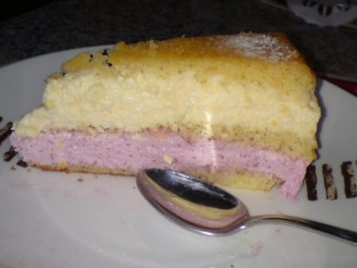 2 - farbige Käse-Sahne-Torte - Rezept