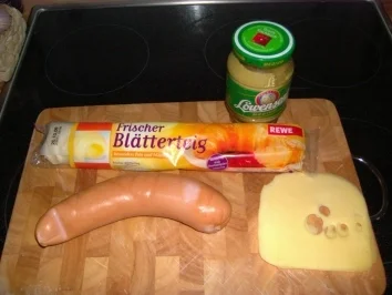 Fleischwurst im Schlafrock - Rezept - Bild Nr. 2