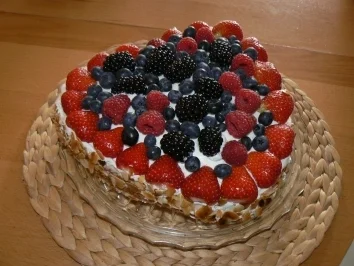 "Hab Euch ganz doll lieb"  Beerentorte - Rezept - Bild Nr. 7