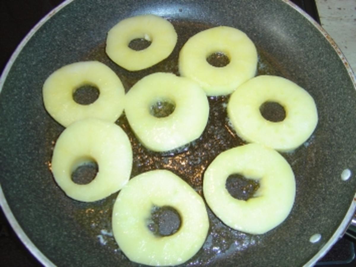 Gebratene Äpfel mit Eis - Rezept - Bild Nr. 3