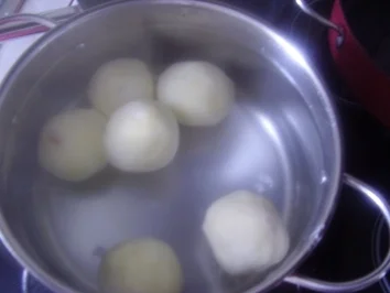 Hammelkeule mit Bohnen und Klößen - Rezept - Bild Nr. 15