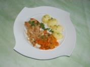 Putensteak mit Karottengemüse und Kartoffeln - Rezept
