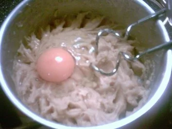 Rezept: Curry - Windbeutel mit Mozzarellafüllung Bild Nr. 6 Curry - Windbeutel mit Mozzarellafüllung - Rezept - Bild Nr. 6