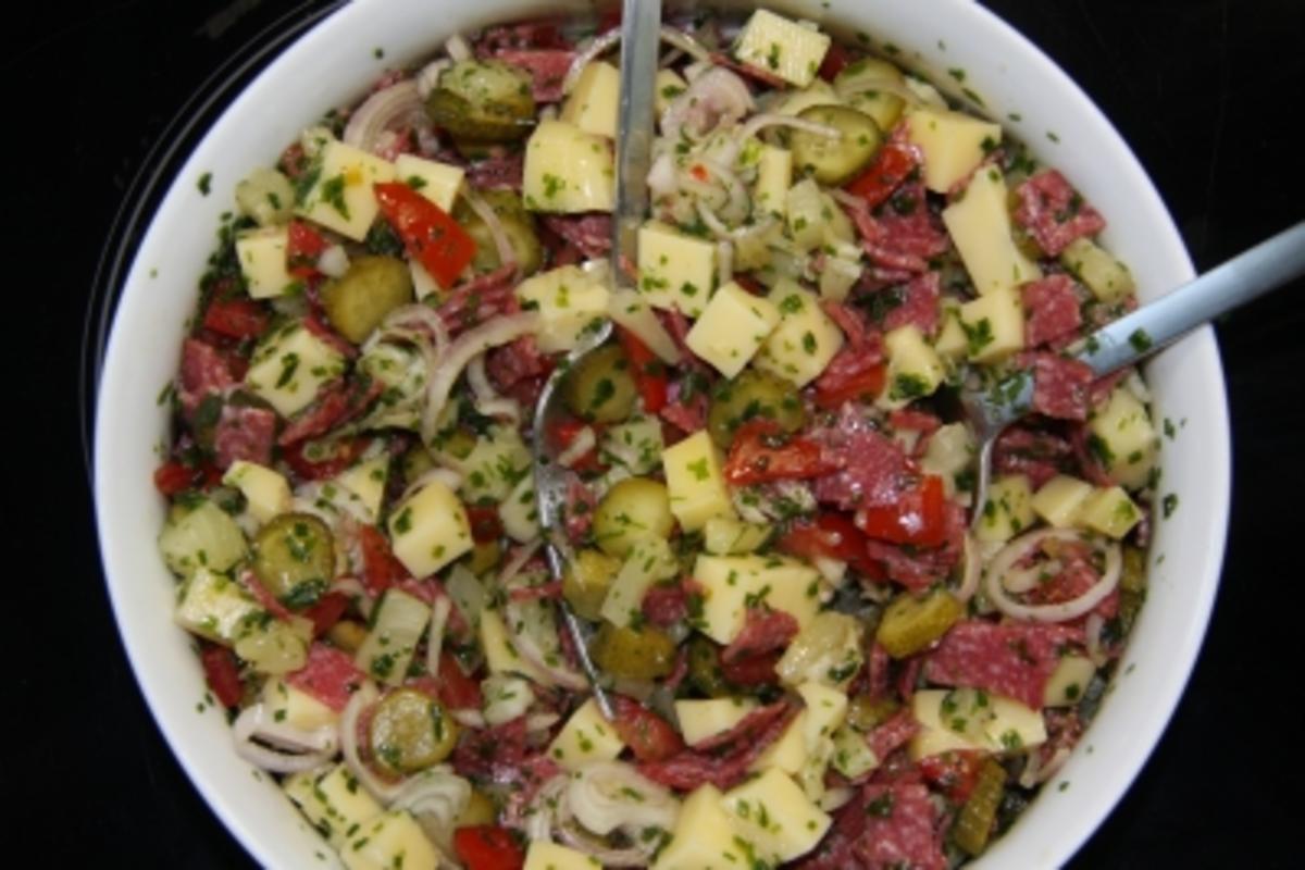 Ananas-Käsesalat - Rezept mit Bild - kochbar.de