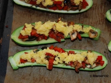 Rezept: gefüllte Zucchini überbacken Bild Nr. 7 gefüllte Zucchini überbacken - Rezept - Bild Nr. 7