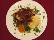 Lapereau a la moutarde violette et Gratin Dauphinois - Rezept