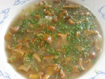 Pilzsuppe - Pfifferlinge - Rezept - Bild Nr. 2