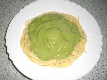 Rezept: Spinat-Pecannuss-Pesto Bild Nr. 4 Spinat-Pecannuss-Pesto - Rezept - Bild Nr. 4