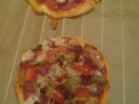 Rezept: Mini-Pizza Bild Nr. 6 Mini-Pizza - Rezept - Bild Nr. 6