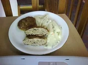 Frikadellen mit Rahmkohlrabi - Rezept