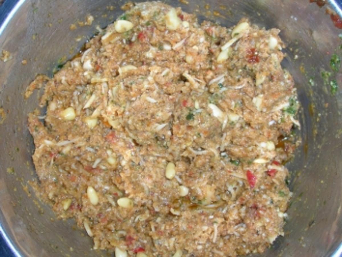 Kalamaris (Tuben) gefüllt mit abgewandelter Salsa Etrusca, Gemüsereis und Tomatensugo - Rezept - Bild Nr. 4