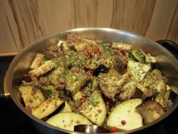 Rezept: Auberginen-Hackpfanne Bild Nr. 6 Auberginen-Hackpfanne - Rezept - Bild Nr. 6