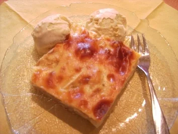 Apfelkuchen mit Pudding-Marzipan-Guss - Rezept - Bild Nr. 2