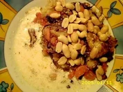 Knusperreispfanne mit Ingwer-Buttermilchsoße - Rezept