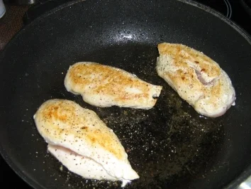 Hähnchenbrust mit Pfifferlingen in Blätterteig - Rezept - Bild Nr. 8