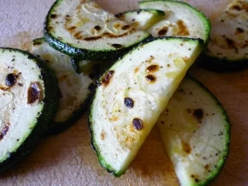 karamellisierte Zucchini mit Feta - Rezept - Bild Nr. 2