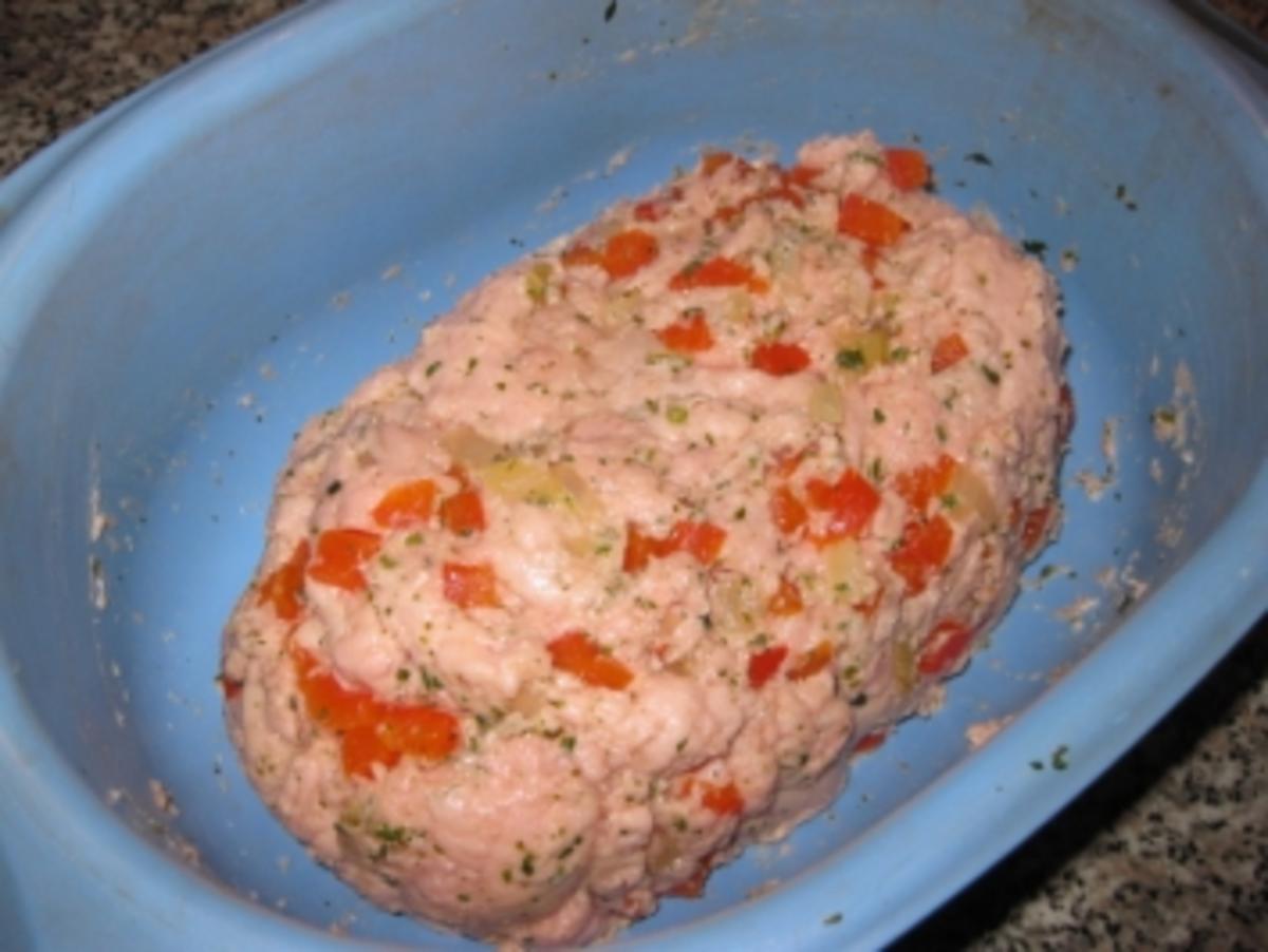 Paprika-Zwiebel-Fleischkäse auf Salat ...Bilder sind dabei - Rezept - Bild Nr. 4