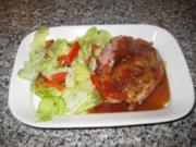 Paprika-Zwiebel-Fleischkäse auf Salat ...Bilder sind dabei - Rezept