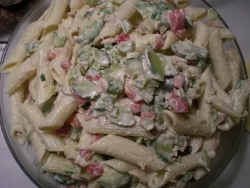 Rezept: Nudelsalat mit Thunfisch Bild Nr. 2 Nudelsalat mit Thunfisch - Rezept - Bild Nr. 2