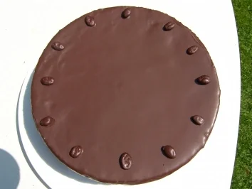 Rezept: Zucchini-Torte Bild Nr. 3 Zucchini-Torte - Rezept - Bild Nr. 3