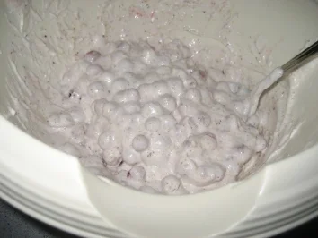 Rezept: Träubleskuchen mit Baiser Bild Nr. 4 Träubleskuchen mit Baiser - Rezept - Bild Nr. 4