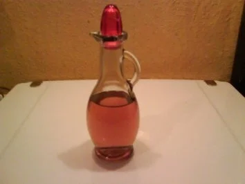 Rezept: Essig: Basilikumessig Bild Nr. 2 Essig: Basilikumessig - Rezept - Bild Nr. 2