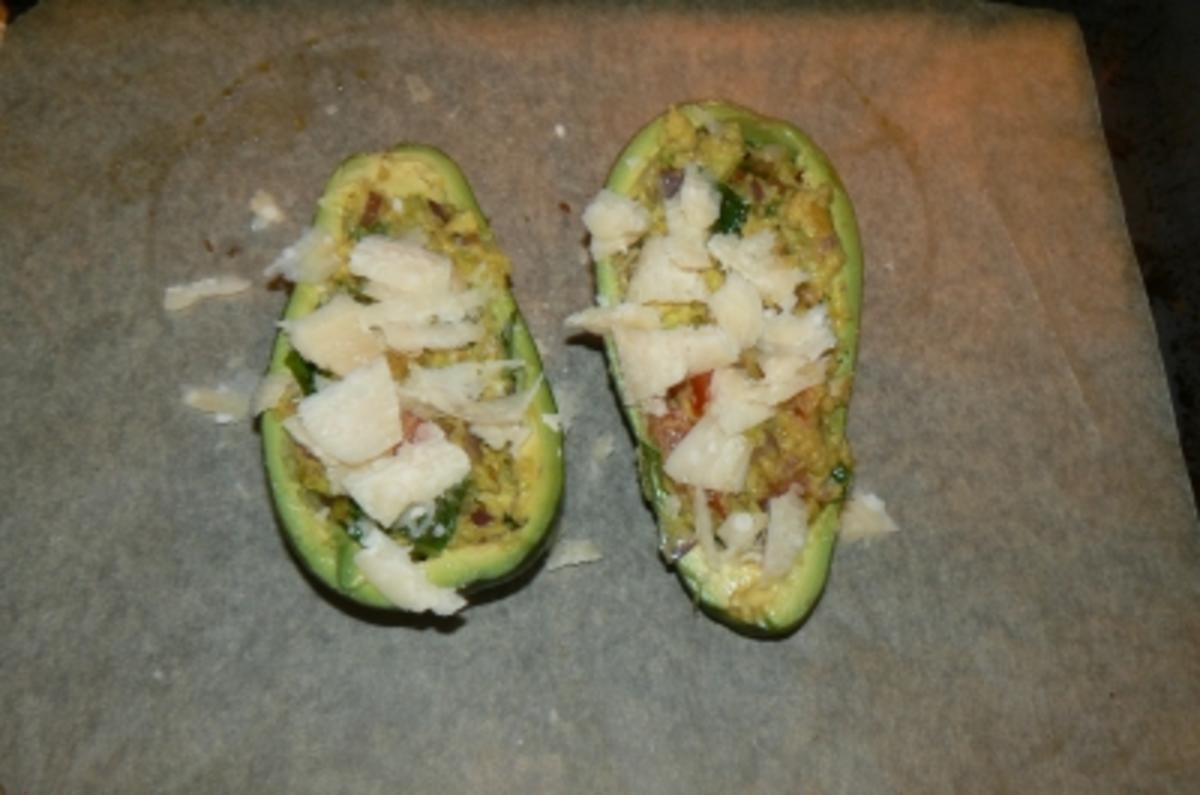 überbackene Avocado mit Garnelenspieß - Rezept - Bild Nr. 6