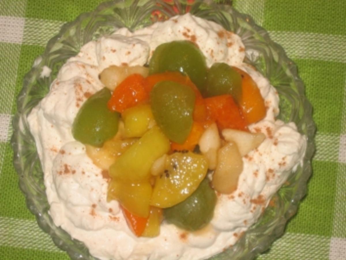 Dessert: Marsala-Obst auf Zimtsahne - Rezept